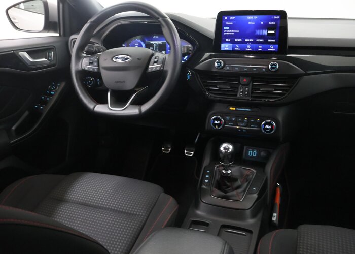 Ford FOCUS Wagon 1.0 EcoBoost Hybrid ST Line X Business