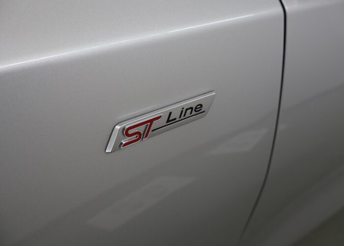 Ford FOCUS Wagon 1.0 EcoBoost Hybrid ST Line X Business