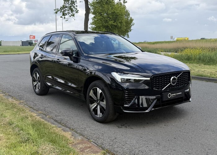 Volvo XC60 2.0 T6 Plug-in hybrid AWD Plus Dark