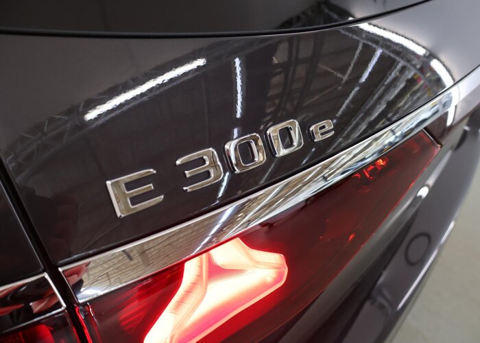Mercedes-Benz E-Klasse Estate 300 e AMG Line