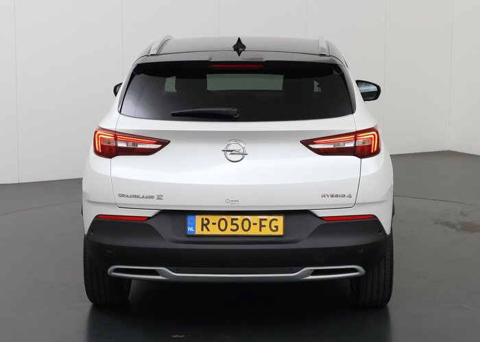 Opel Grandland X 1.6 Turbo Hybrid4 Innovation
