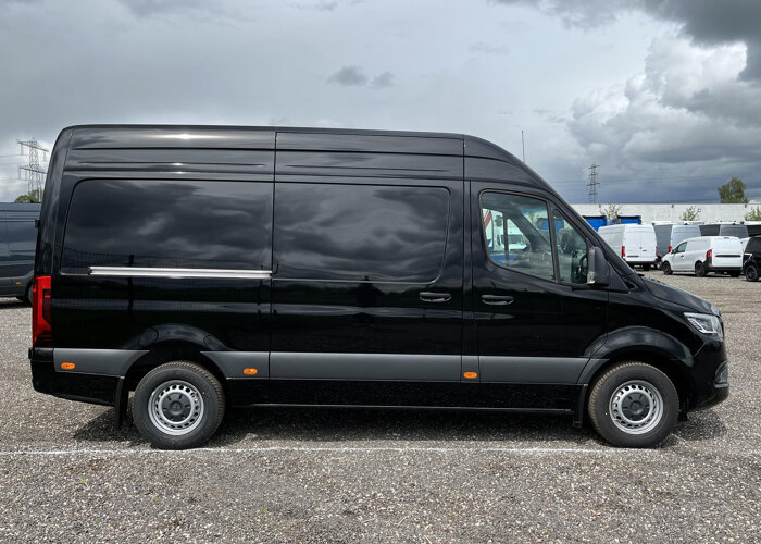 Mercedes-Benz Sprinter 319 CDI L2 H2 Select