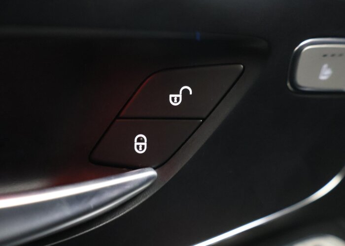 Mercedes-Benz EQV 300 | Lang L2 | Avantgarde | 90 kWh |