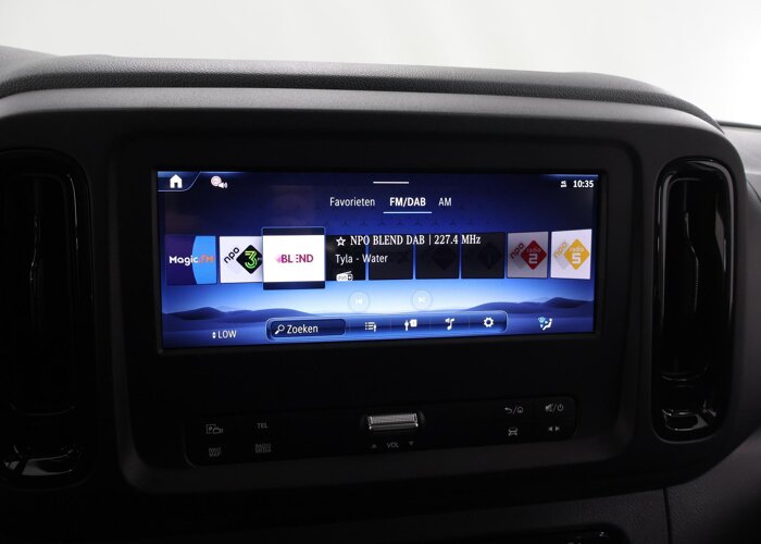 Mercedes-Benz EVITO TOURER 129 L2 PRO 90kWh | 8-PERSOONS