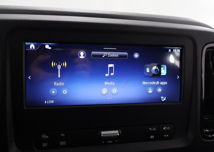 Mercedes-Benz EVITO TOURER 129 L2 PRO 90kWh | 8-PERSOONS