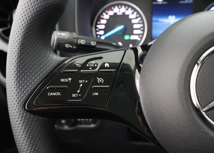 Mercedes-Benz EVITO TOURER 129 L2 PRO 90kWh | 8-PERSOONS