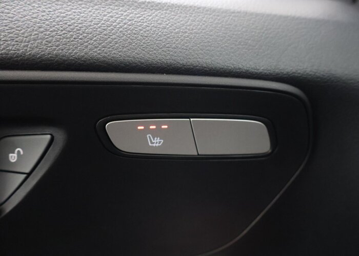 Mercedes-Benz EVITO TOURER 129 L2 PRO 90kWh | 8-PERSOONS