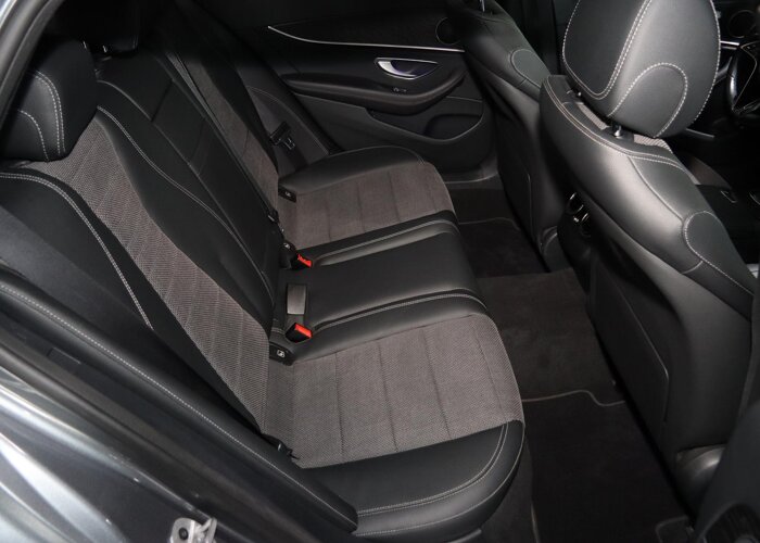 Mercedes-Benz E-Klasse Estate 300 e Business Solution AMG