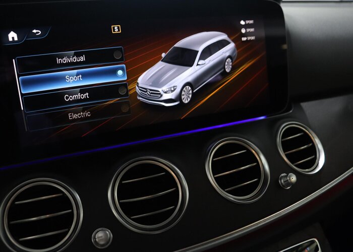 Mercedes-Benz E-Klasse Estate 300 e Business Solution AMG