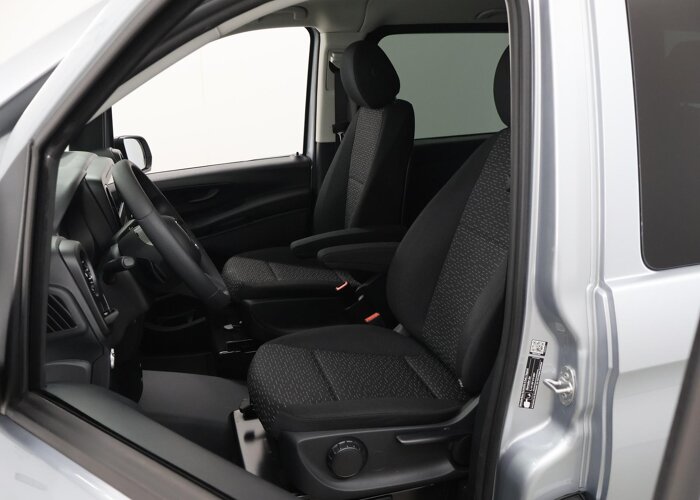Mercedes-Benz EVITO TOURER 129 L2 PRO 90kWh | 8-PERSOONS |