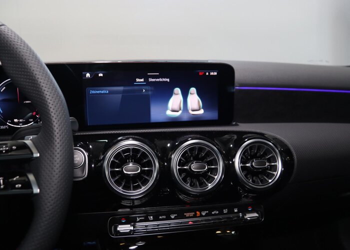 Mercedes-Benz A-Klasse 250e Business Solution AMG