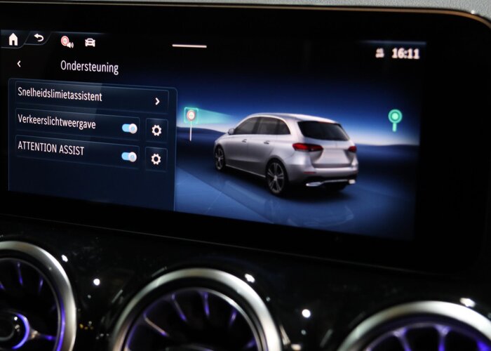 Mercedes-Benz B-Klasse 250e Business Solution AMG