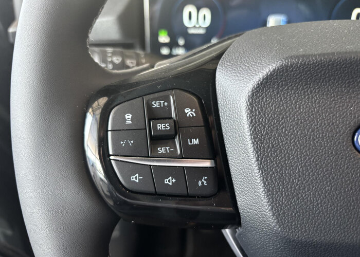 Ford Puma 1.0 EcoBoost Hybrid Titanium