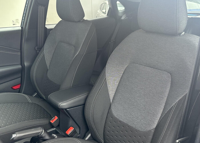 Ford Puma 1.0 EcoBoost Hybrid Titanium