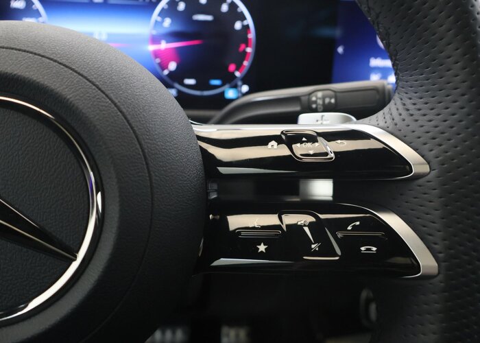 Mercedes-Benz A-Klasse 180 Limousine Business Solution AMG
