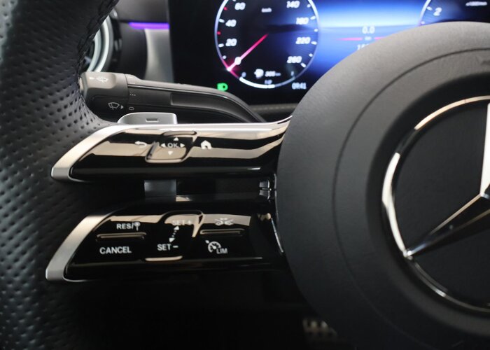 Mercedes-Benz A-Klasse 180 Limousine Business Solution AMG
