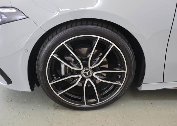 Mercedes-Benz A-Klasse 180 Limousine Business Solution AMG