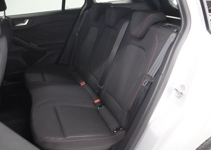 Ford FOCUS Wagon 1.0 EcoBoost Hybrid ST Line X