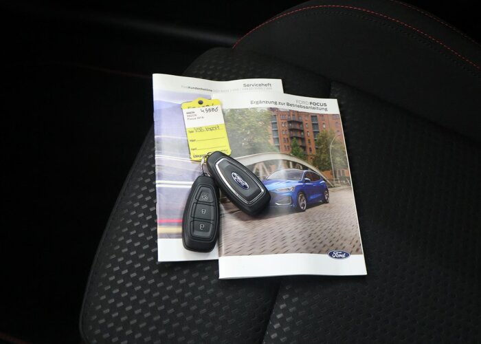 Ford FOCUS Wagon 1.0 EcoBoost Hybrid ST Line X