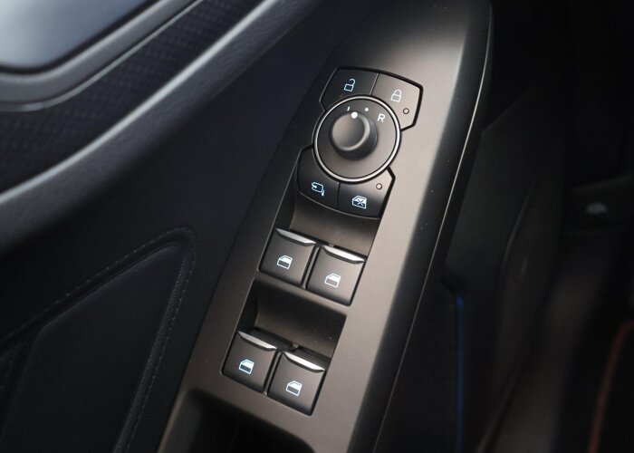 Ford FOCUS Wagon 1.0 EcoBoost Hybrid ST Line X