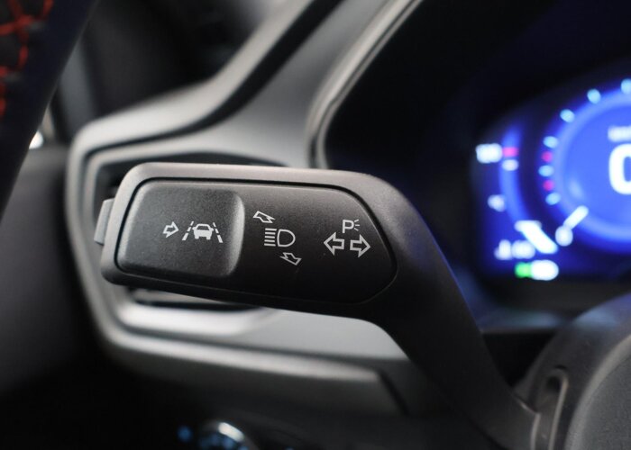 Ford FOCUS Wagon 1.0 EcoBoost Hybrid ST Line X