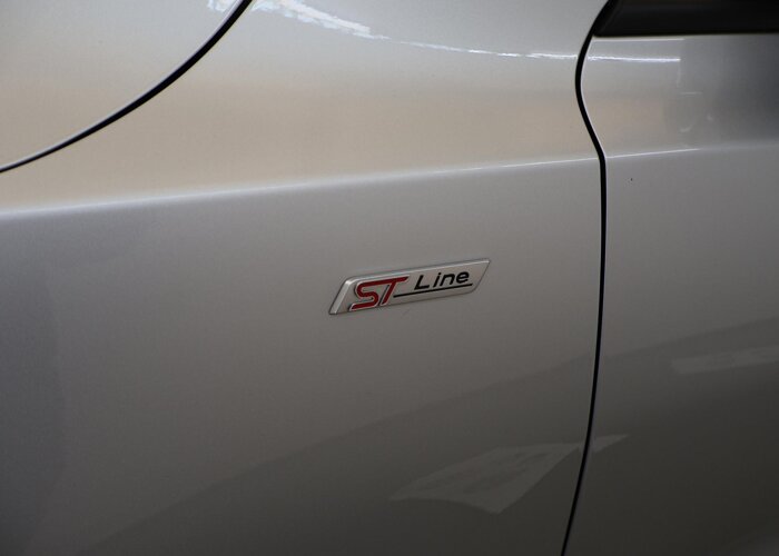 Ford FOCUS Wagon 1.0 EcoBoost Hybrid ST Line X
