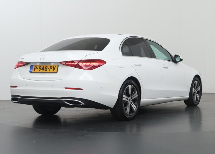 Mercedes-Benz C-Klasse 200 Launch Edition Luxury Line