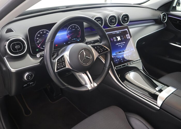 Mercedes-Benz C-Klasse 200 Launch Edition Luxury Line