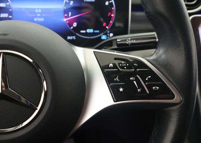 Mercedes-Benz C-Klasse 200 Launch Edition Luxury Line
