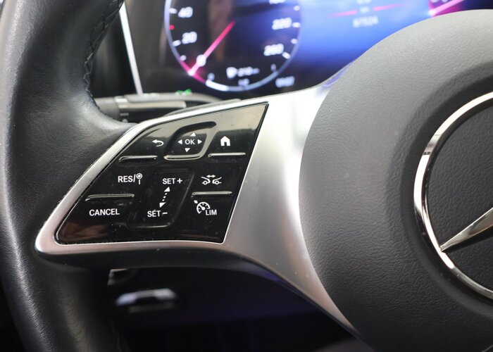 Mercedes-Benz C-Klasse 200 Launch Edition Luxury Line