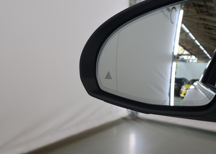 Mercedes-Benz C-Klasse 200 Launch Edition Luxury Line