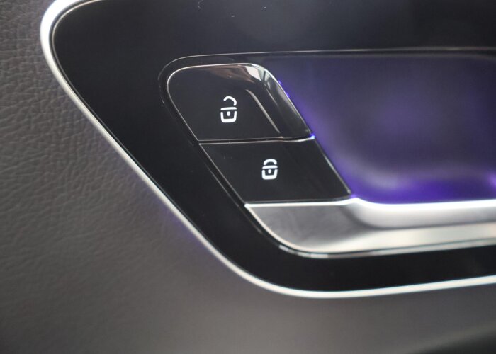 Mercedes-Benz C-Klasse 200 Launch Edition Luxury Line
