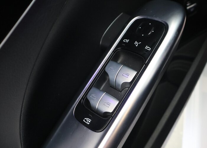 Mercedes-Benz C-Klasse 200 Launch Edition Luxury Line