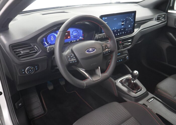 Ford FOCUS Wagon 1.0 EcoBoost Hybrid ST Line X