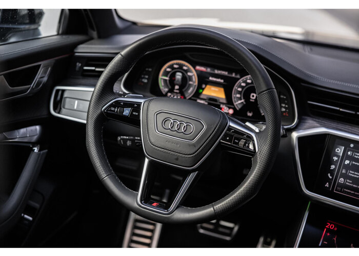 Audi A6 Avant 55 TFSI e quattro S edition Competition