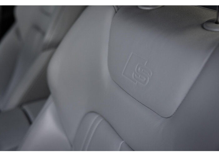 Audi A6 Avant 55 TFSI e quattro S edition Competition