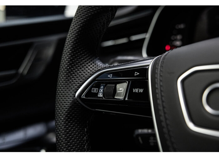 Audi A6 Avant 55 TFSI e quattro S edition Competition