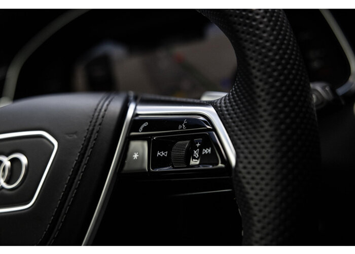 Audi A6 Avant 55 TFSI e quattro S edition Competition