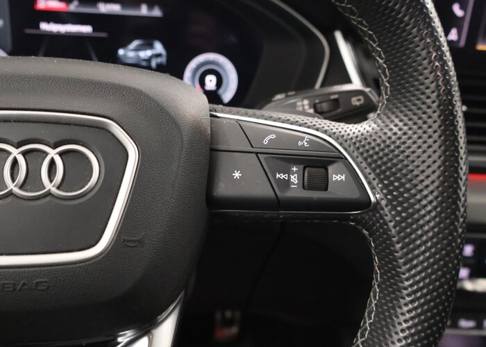 Audi Q5 40 TFSI S edition