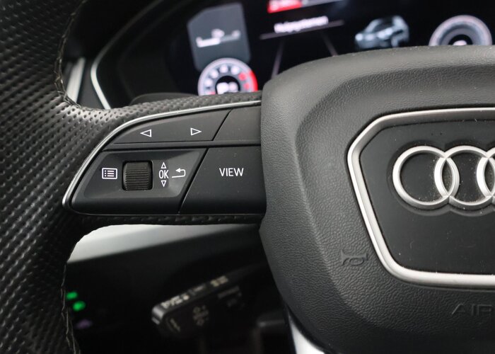 Audi Q5 40 TFSI S edition