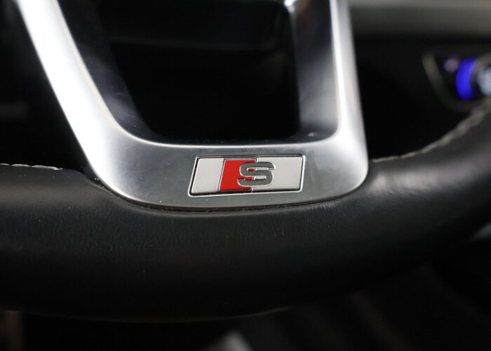 Audi Q5 40 TFSI S edition