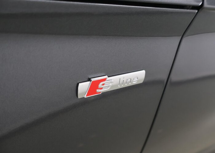 Audi Q5 40 TFSI S edition