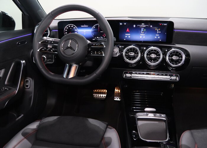 Mercedes-Benz A-Klasse 250e Star Edition AMG Line