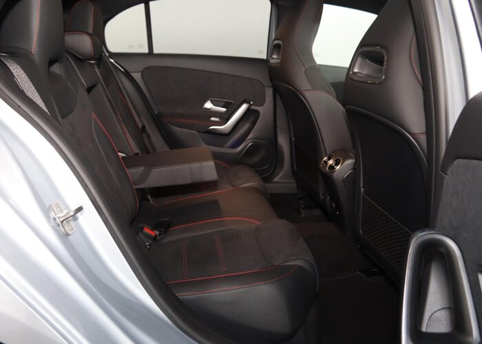 Mercedes-Benz A-Klasse 250e Star Edition AMG Line