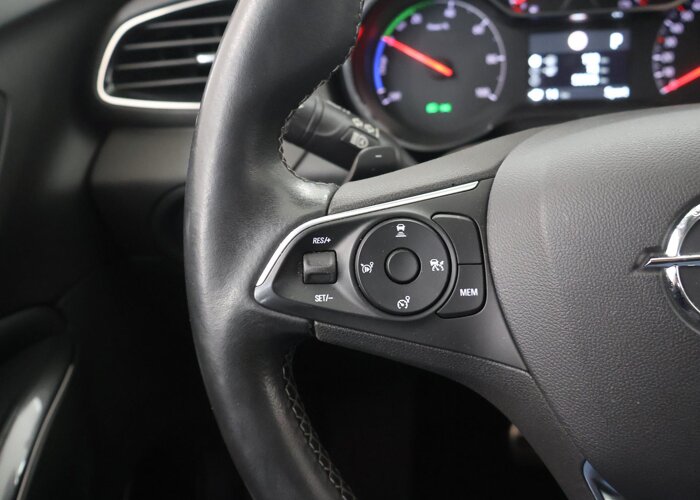 Opel Grandland X 1.6 Turbo Hybrid4 Innovation