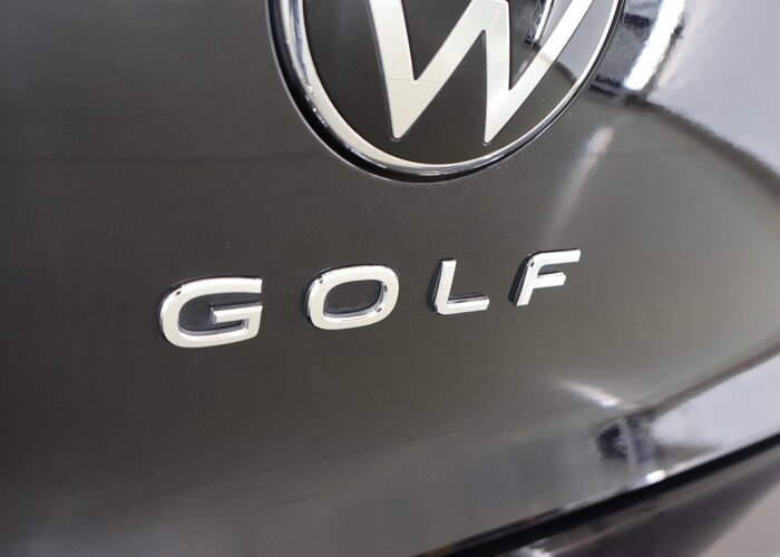Volkswagen Golf 1.5 eTSI R-Line Business