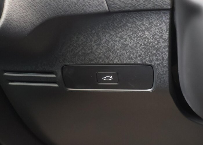 Volvo EX40 Single Motor Extended Range Plus Black Ed. 82 kWh