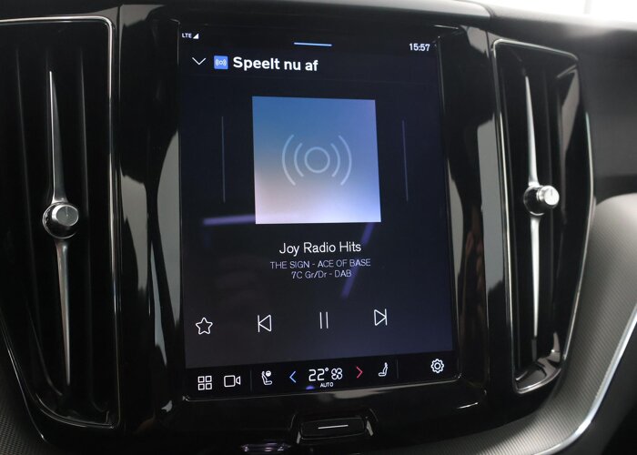 Volvo XC60 2.0 T6 Plug-in hybrid AWD Plus Dark