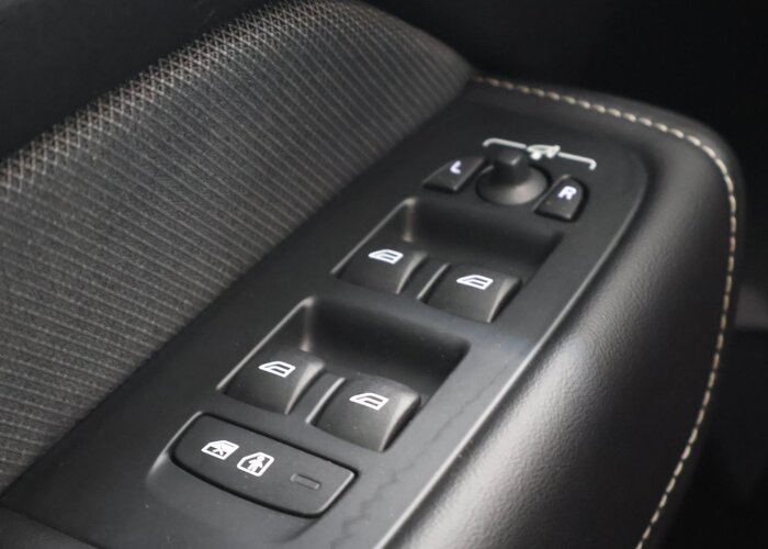 Volvo XC60 2.0 T6 Plug-in hybrid AWD Plus Dark