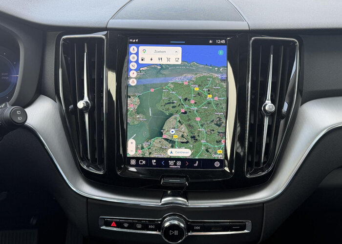Volvo XC60 2.0 T8 Plug-in hybrid AWD Inscription Expression